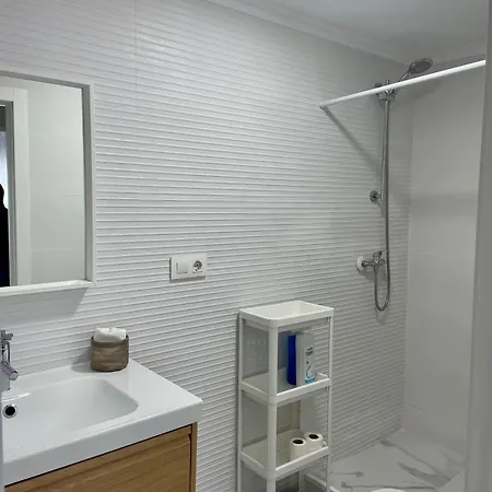 Apartamento 1 Linea De Playa Poniente, Puerto Deportivo Recien Reformado Gijón