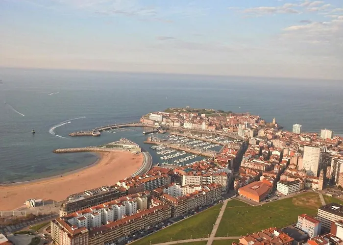 Appartement 1 Linea De Playa Puerto Deportivo Vistas Al Mar Recién Reformado Gijón